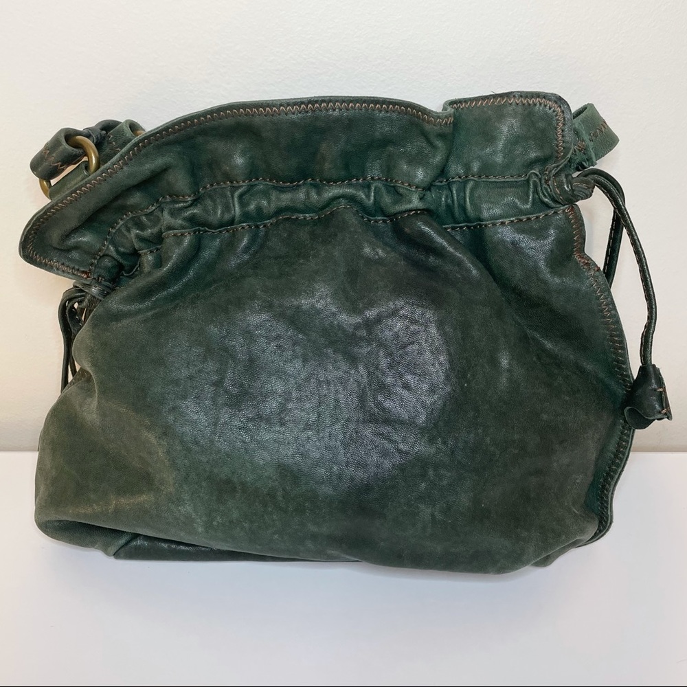 Lucky Brand Solid Green 100% Leather Shoulder Bag